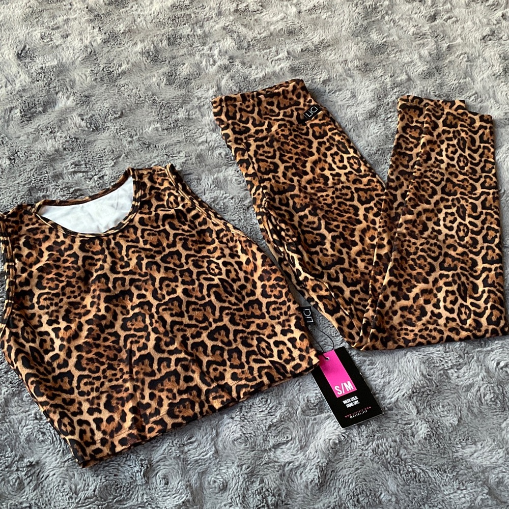 Leopard Print Leggings & Crop Top Set - Brown